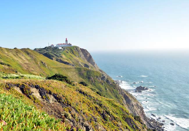 Le côté nord du promontoire du Cabo da Roca