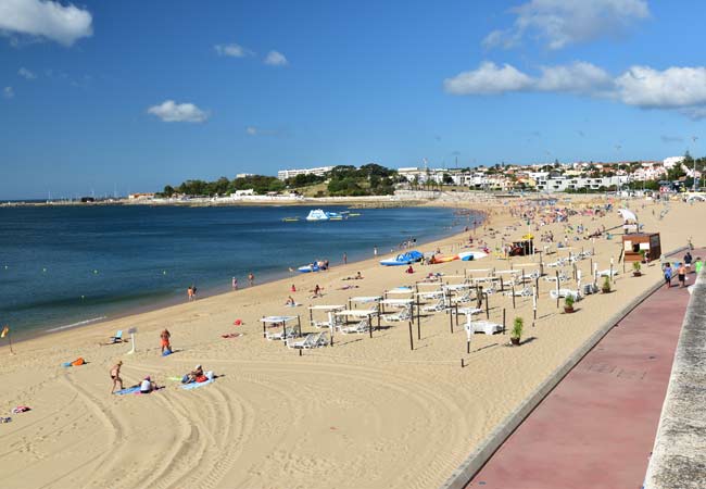 Praia de Santo Amaro Oeiras playa